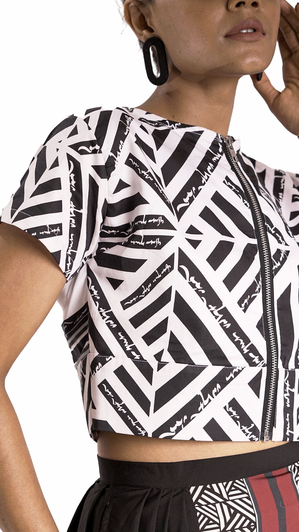 Purisai crop top Therukoothu motif handwoven cotton Vino Supraja Atelier