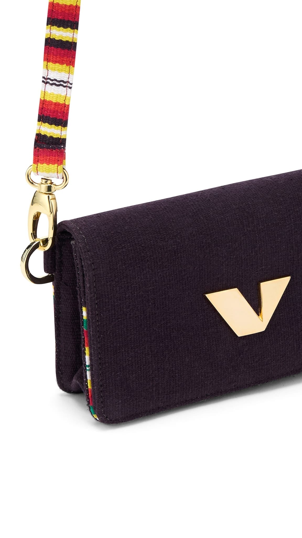 sustainable-and-ethical-designer-travel-pouch-purple