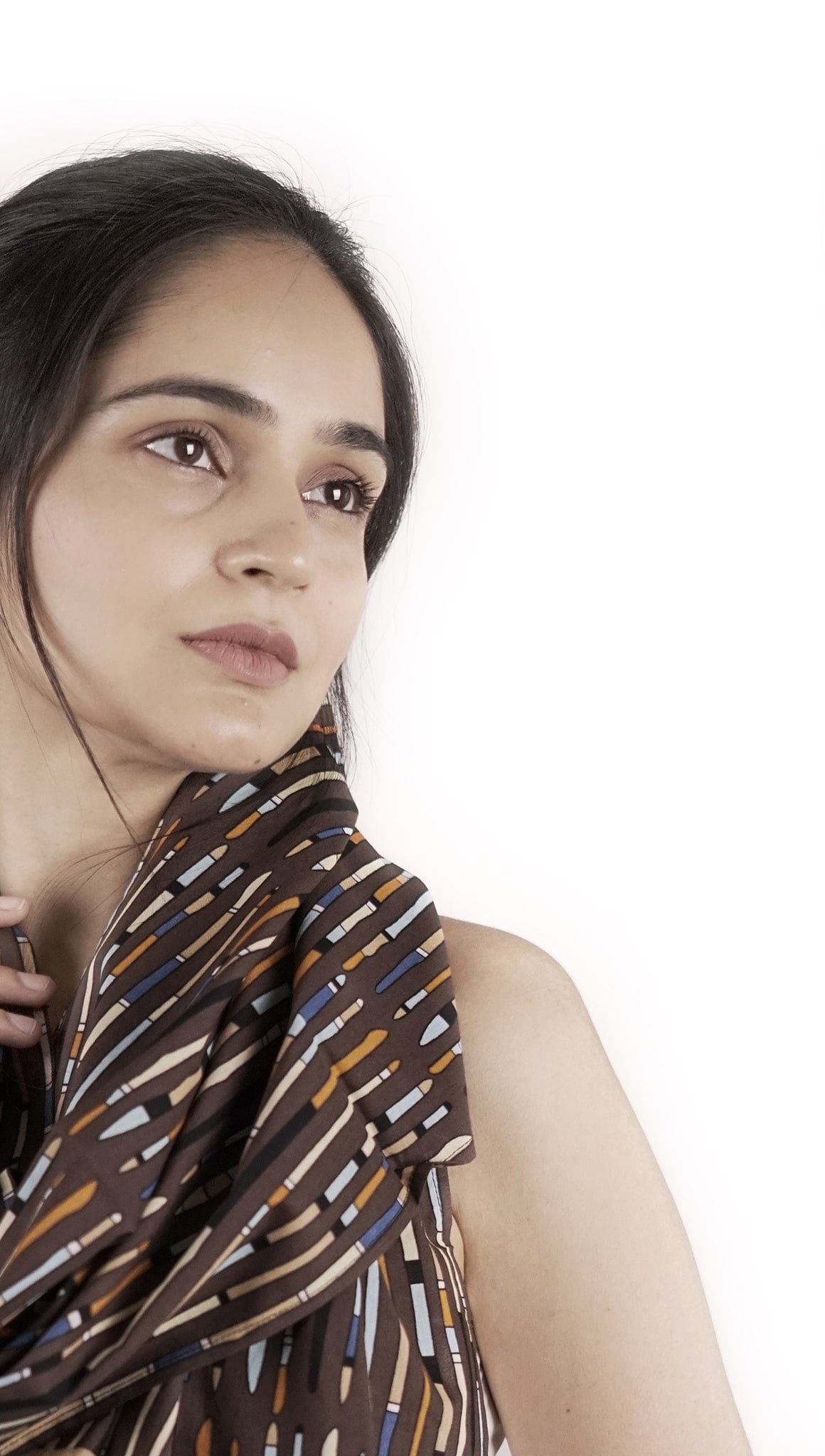 vinosupraja Sustainable ethical fashion UAE Dubai scarf The Totem Scarf