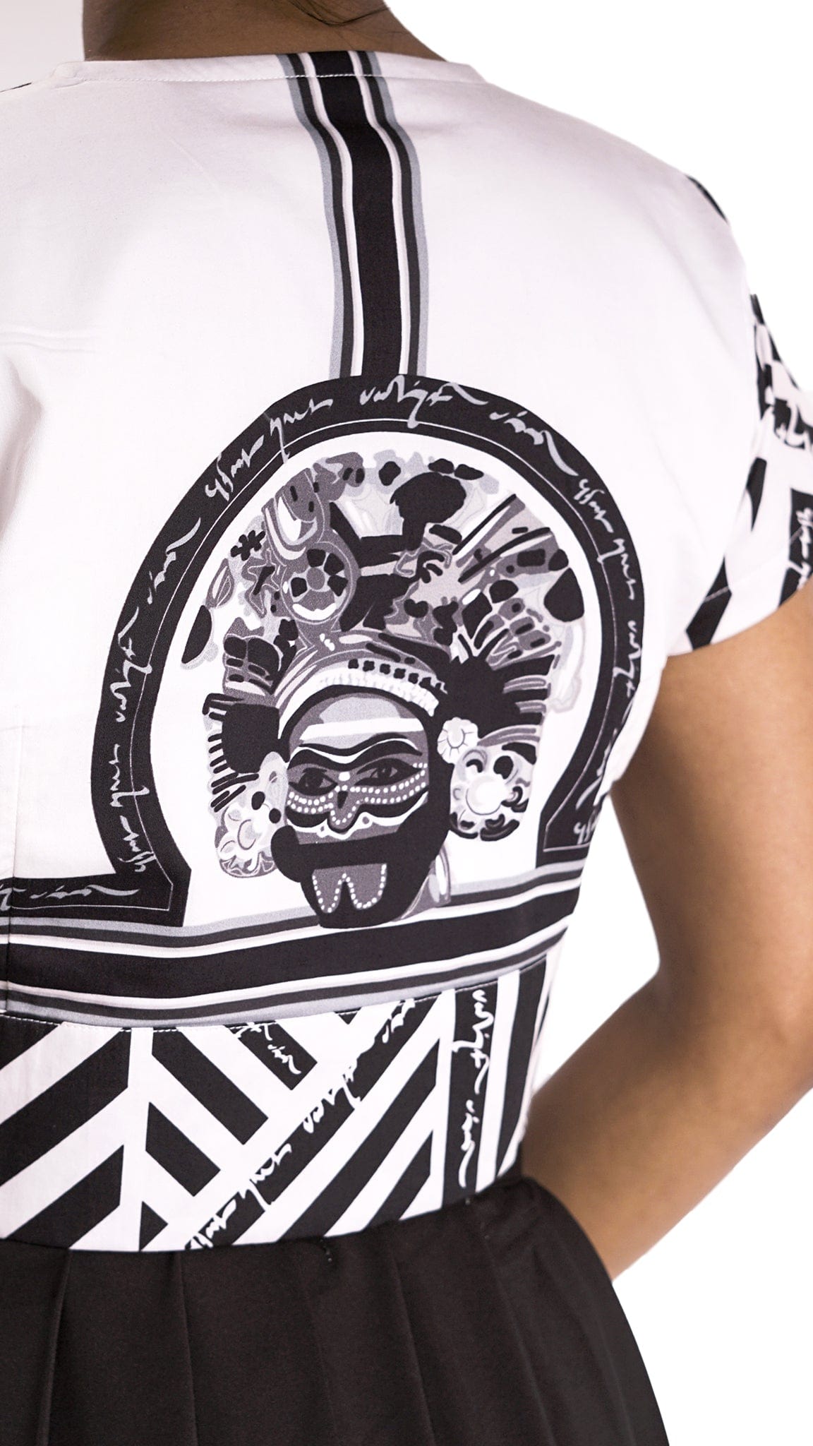 vinosupraja Sustainable ethical fashion UAE Dubai PALANI CROP TOP